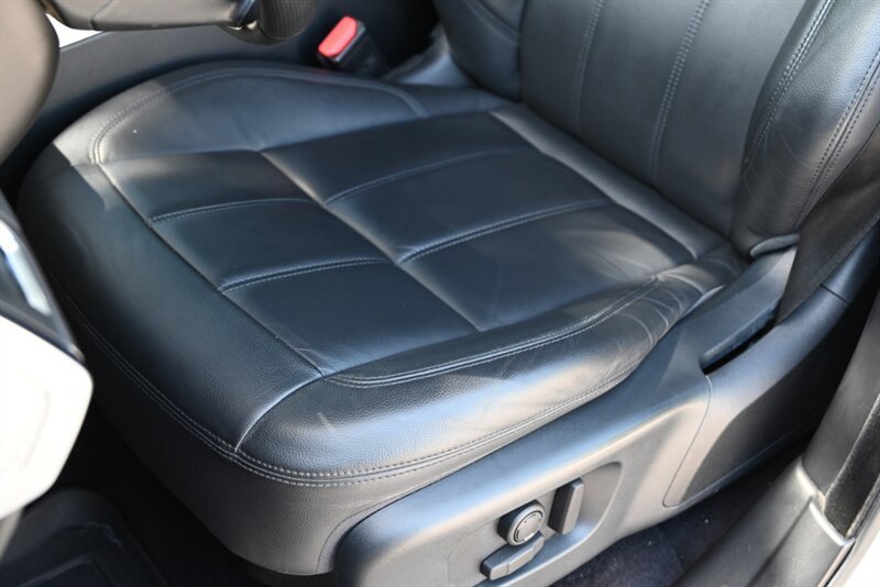 Used 2020 Land Rover Range Rover Sport SE AWD/4WD image 43
