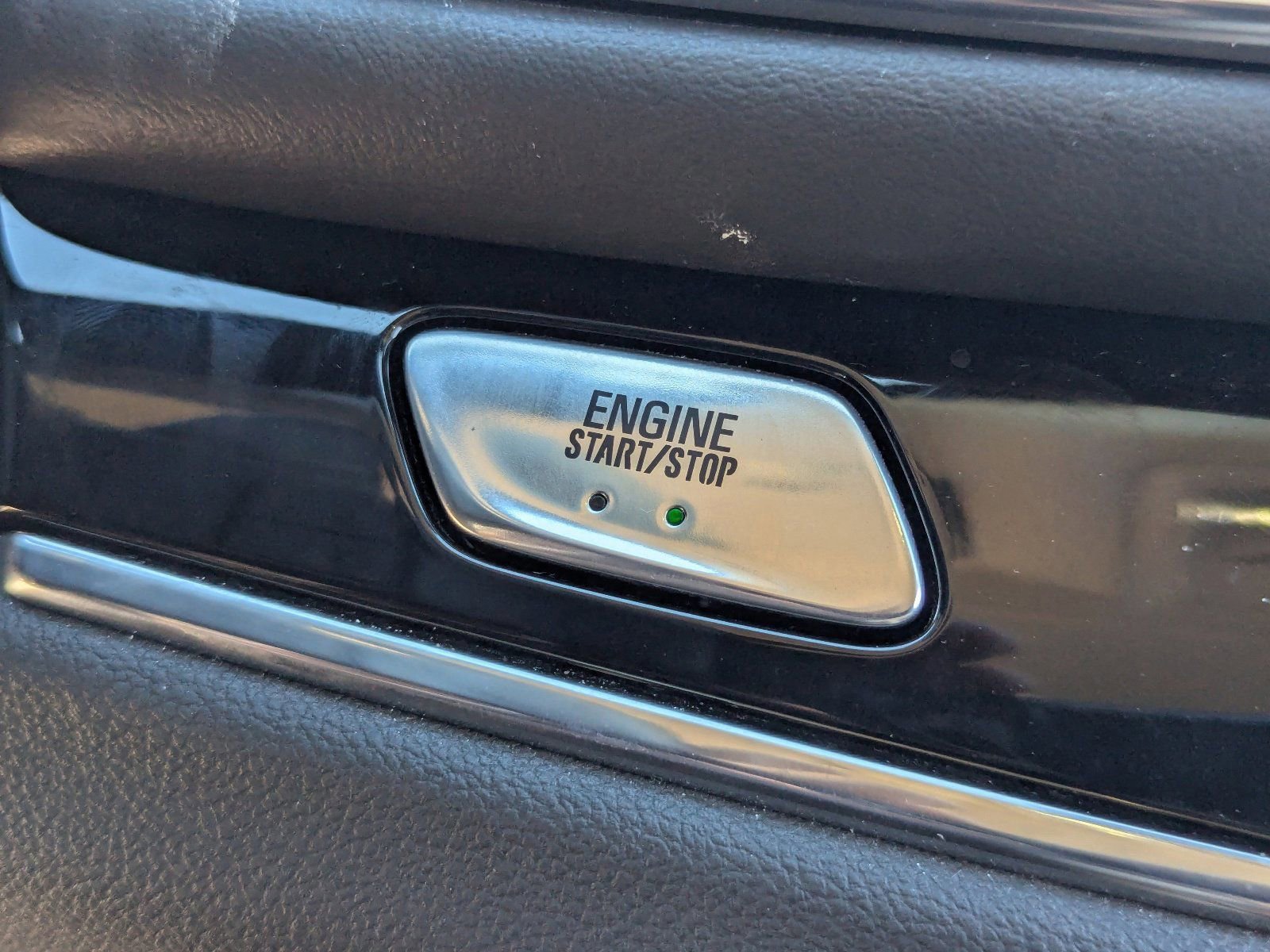 Used 2023 Buick Enclave Avenir w/ Avenir Technology Package image 33