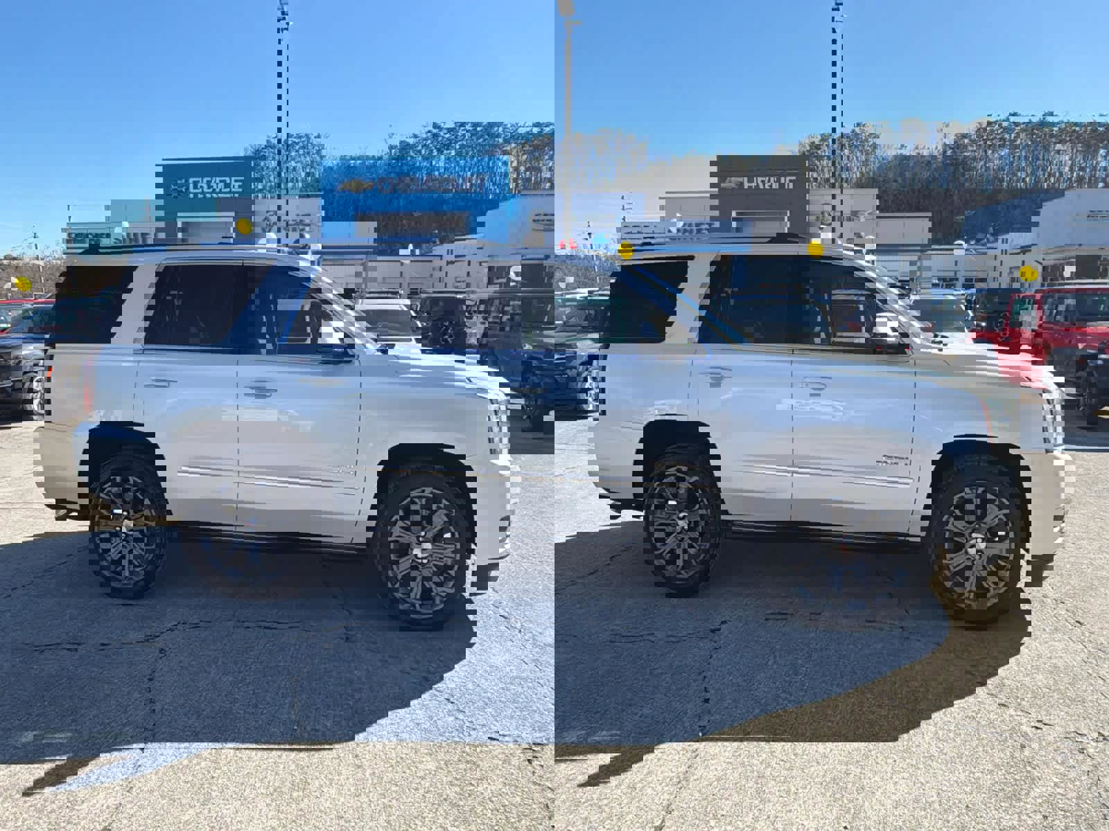 Used 2015 GMC Yukon Denali w/ Premium Package image 5