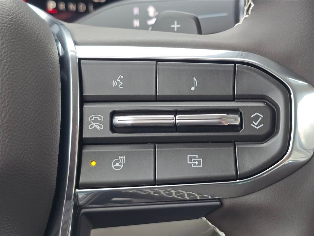 New 2026 GMC Acadia Denali w/ Super Cruise Package image 15