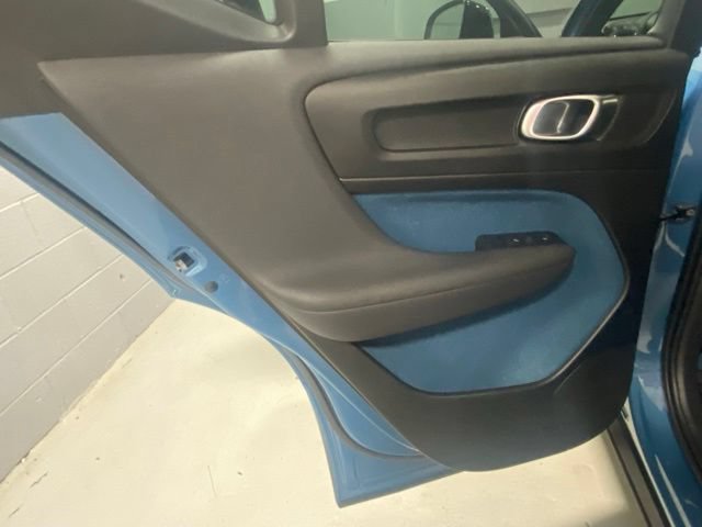 Used 2023 Volvo XC40 Recharge Ultimate w/ Protection Package Premier AWD/4WD image 8