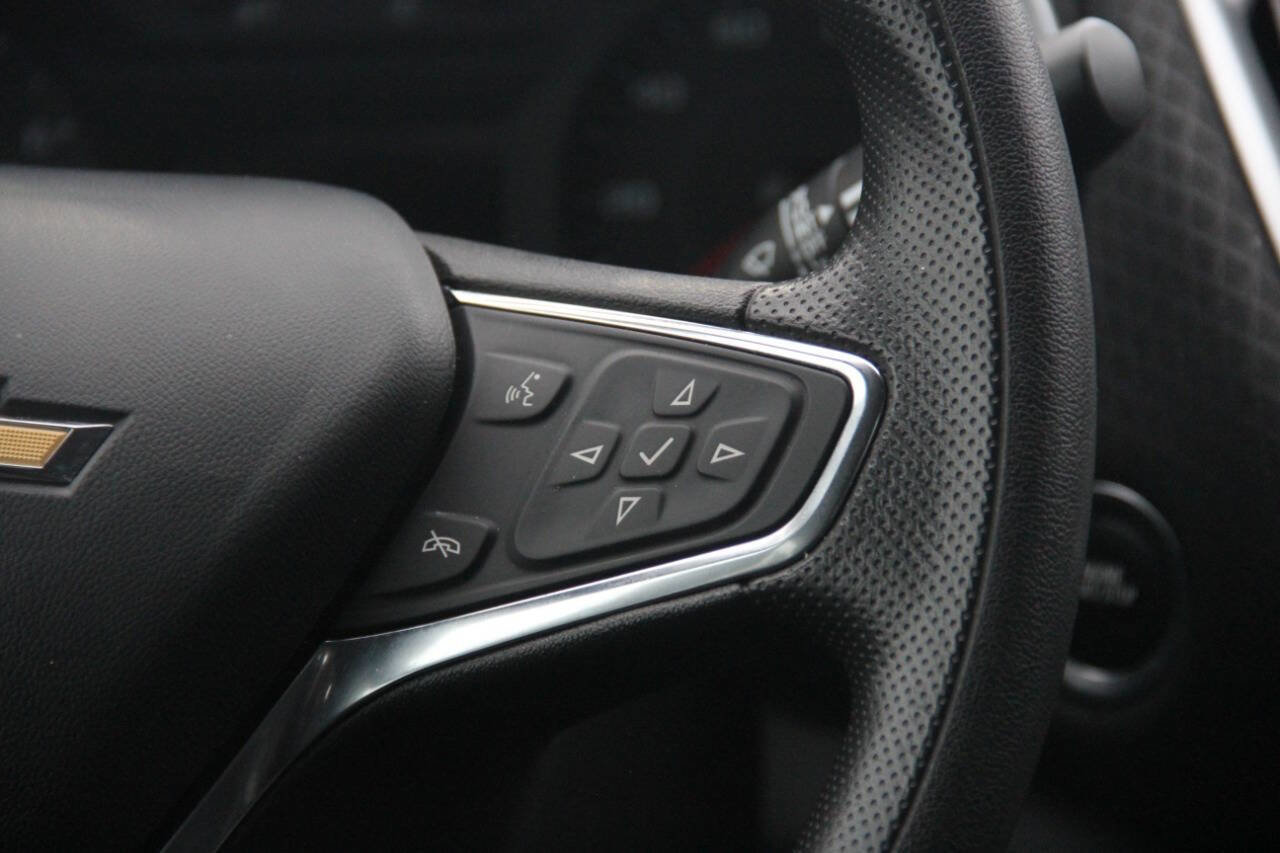 Used 2023 Chevrolet Malibu LT image 15