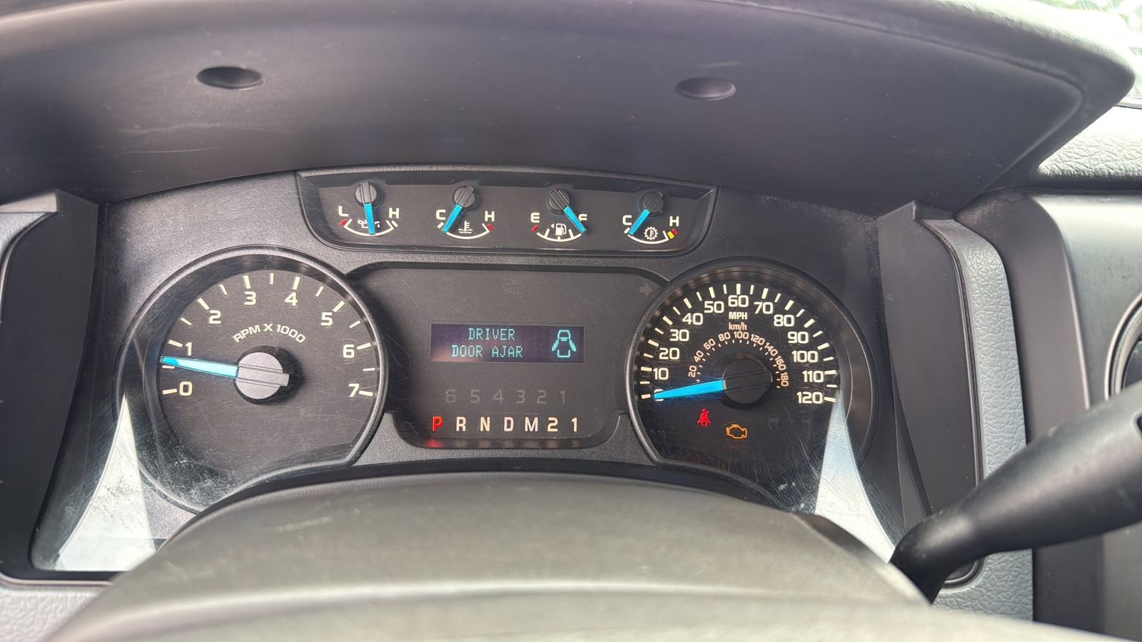 Used 2014 Ford F150 STX w/ Equipment Group 201A Mid AWD/4WD image 6