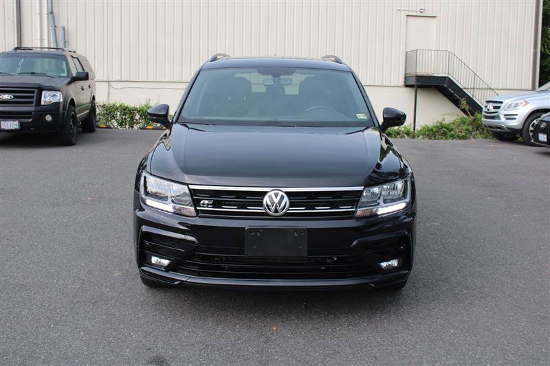 Used 2021 Volkswagen Tiguan SE R-Line image 3