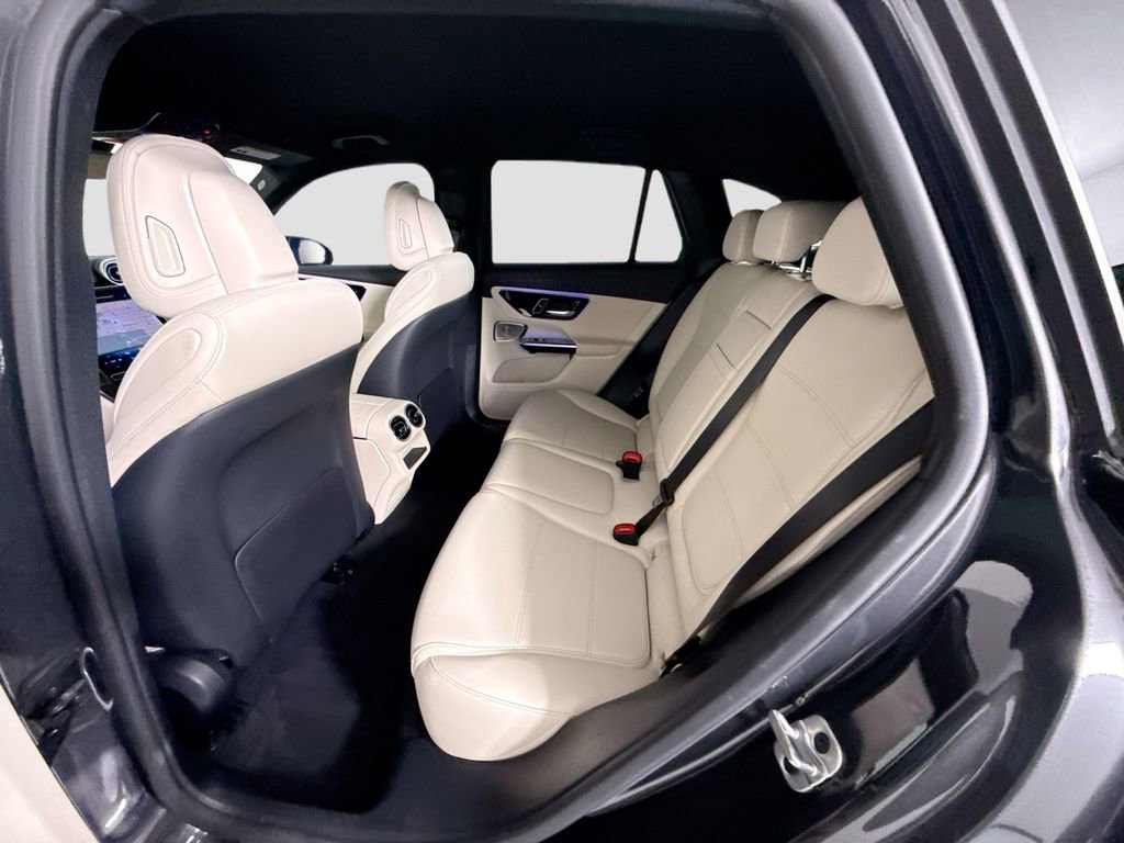 Certified 2026 Mercedes-Benz GLC 300 image 21