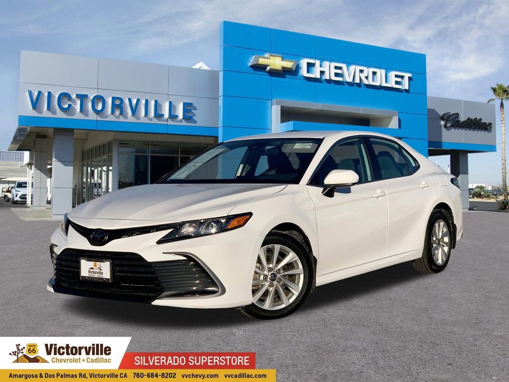 Used 2023 Toyota Camry LE image 1