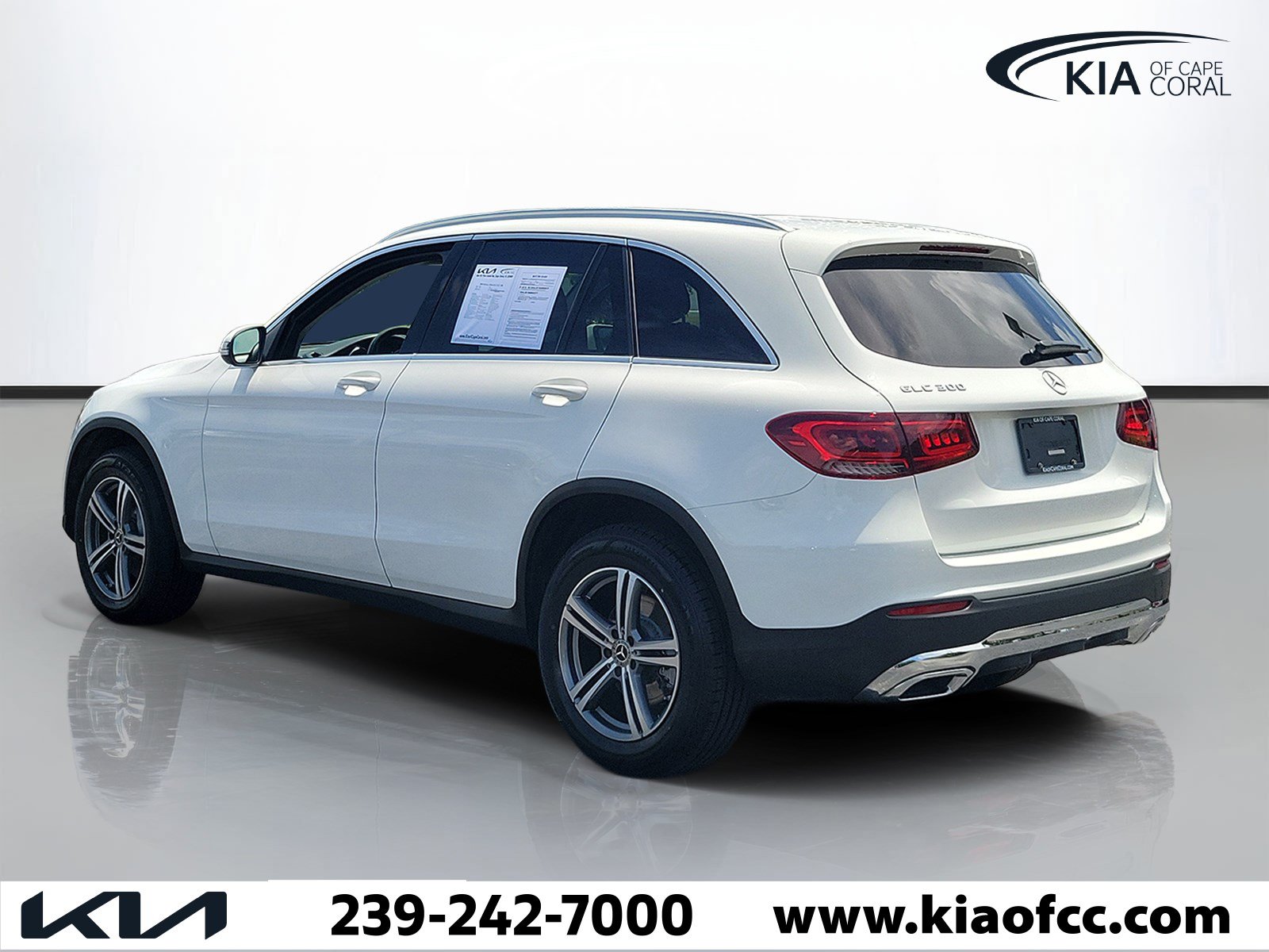 Used 2020 Mercedes-Benz GLC 300 image 4