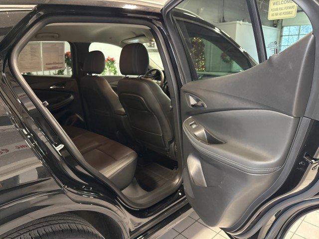 Used 2023 Buick Encore GX Select w/ Sport Touring Package image 26