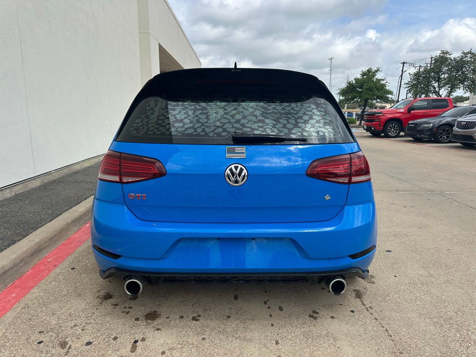 Used 2021 Volkswagen GTI SE image 6