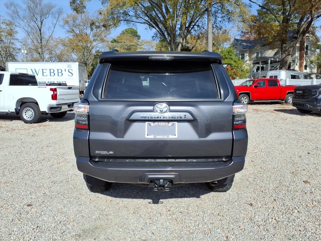Used 2022 Toyota 4Runner SR5 Premium image 6