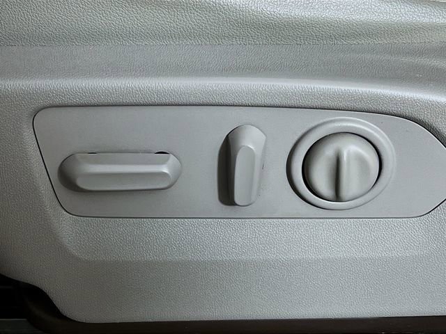 Used 2020 GMC Sierra 1500 SLT w/ SLT Premium Package image 11