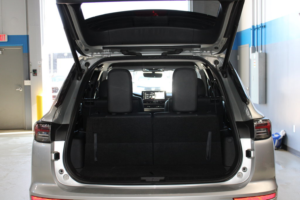 Used 2025 Mitsubishi Outlander SE AWD/4WD image 26