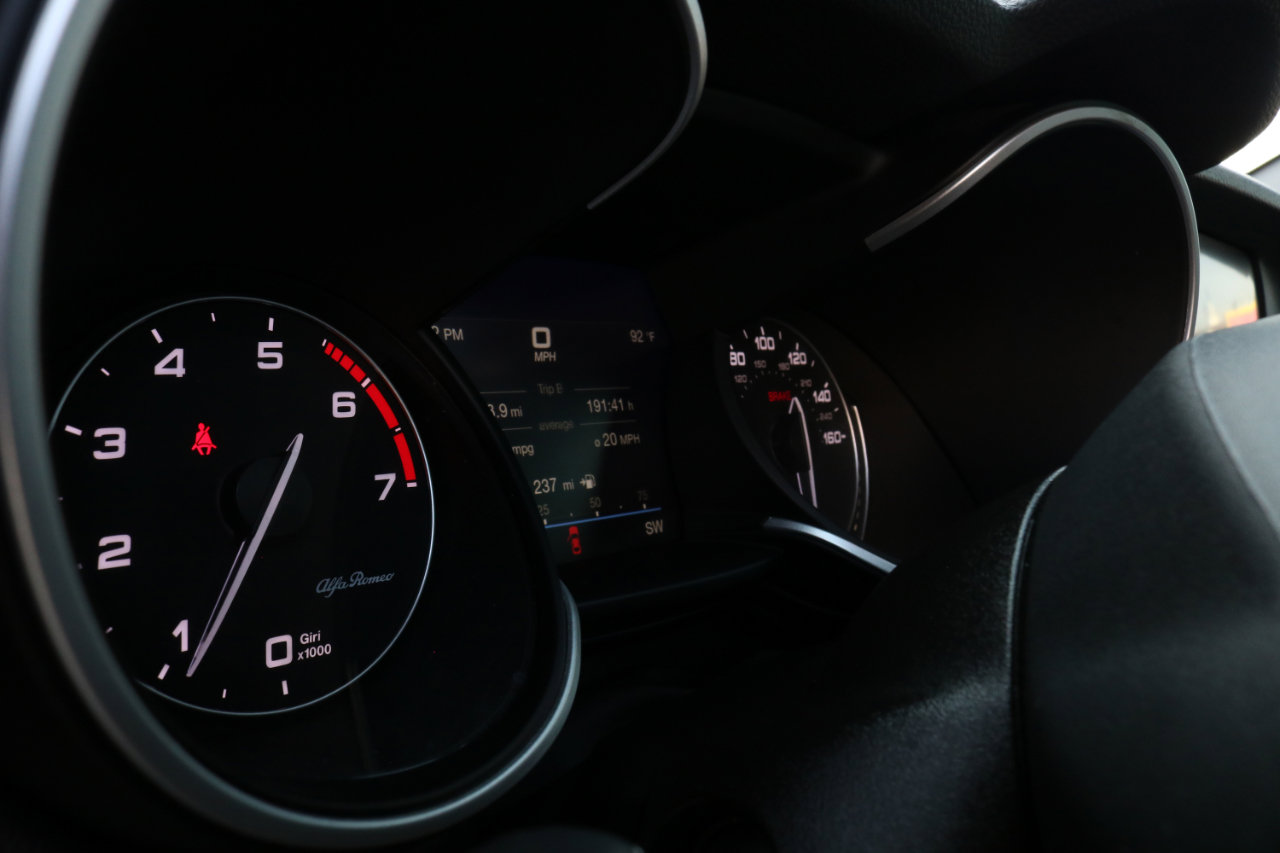 Used 2020 Alfa Romeo Stelvio Ti w/ Active Blind Spot Package image 25