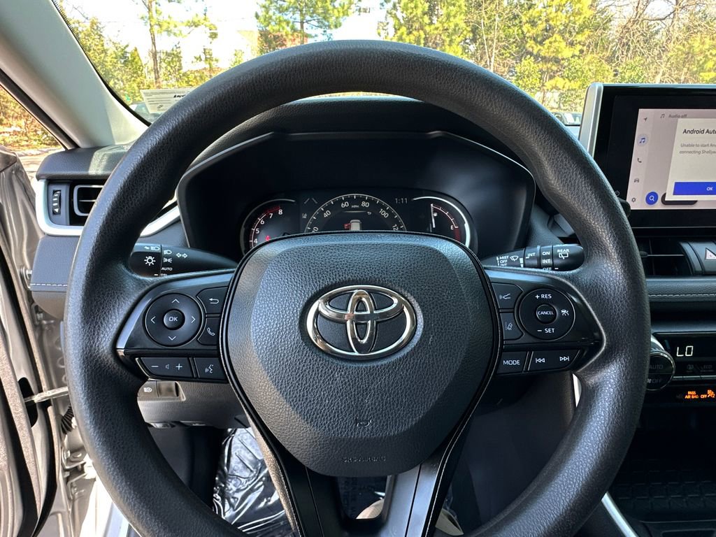 Used 2024 Toyota RAV4 XLE image 22