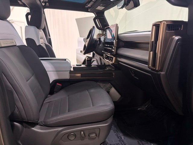 Used 2025 GMC Hummer EV 3X AWD/4WD image 24