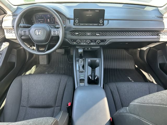 Used 2023 Honda Accord EX image 17