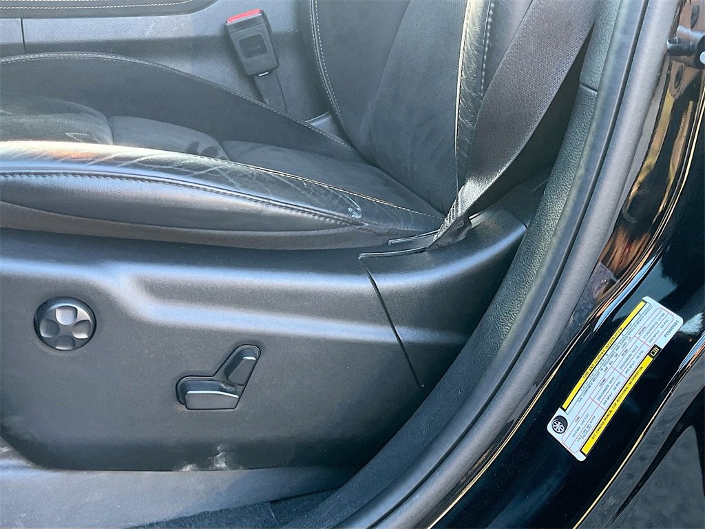 Used 2023 Dodge Durango R/T w/ Hemi Orange Plus Package image 20