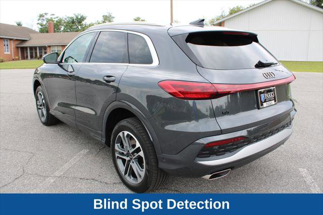 Certified 2025 Audi Q5 Premium w/ Premium Plus AWD/4WD image 8