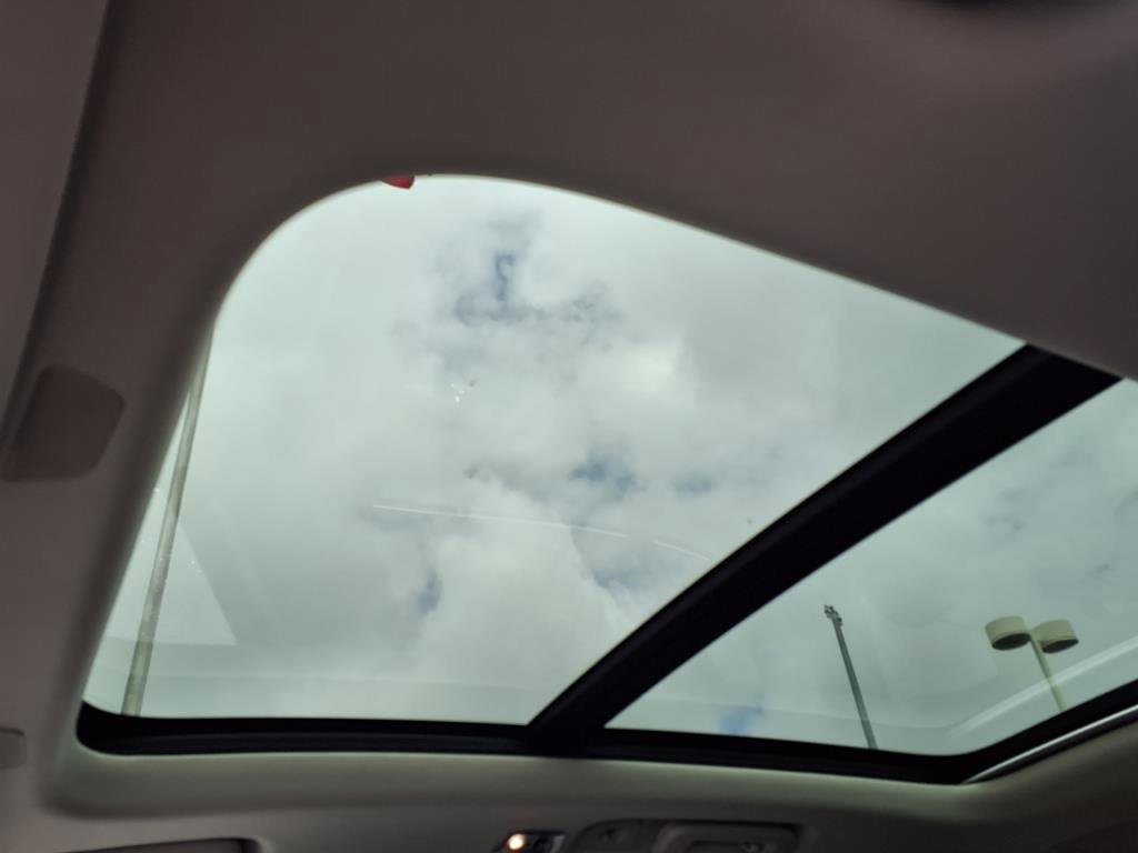 Used 2022 Volvo XC90 T6 Momentum image 15