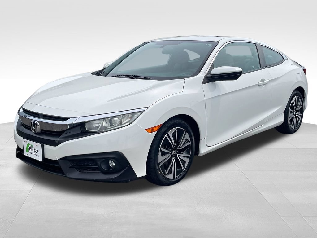 Used 2017 Honda Civic EX-T image 4