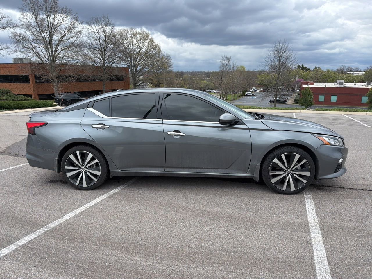 Used 2022 Nissan Altima 2.5 Platinum image 4