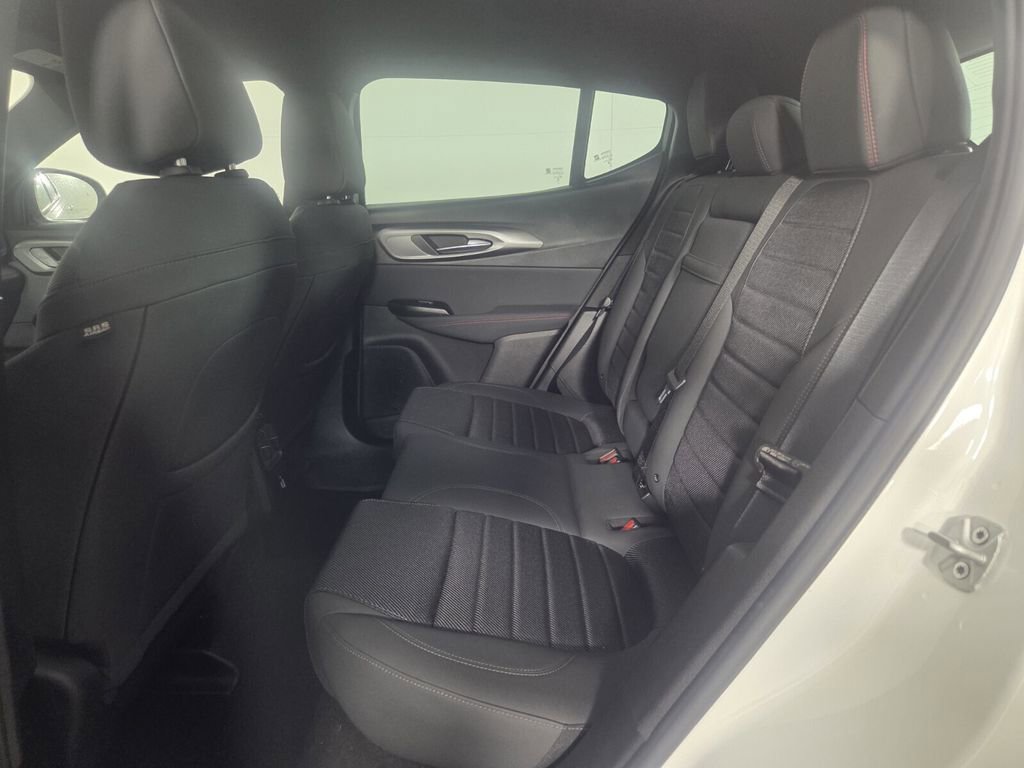 Certified 2025 Dodge Hornet R/T image 25