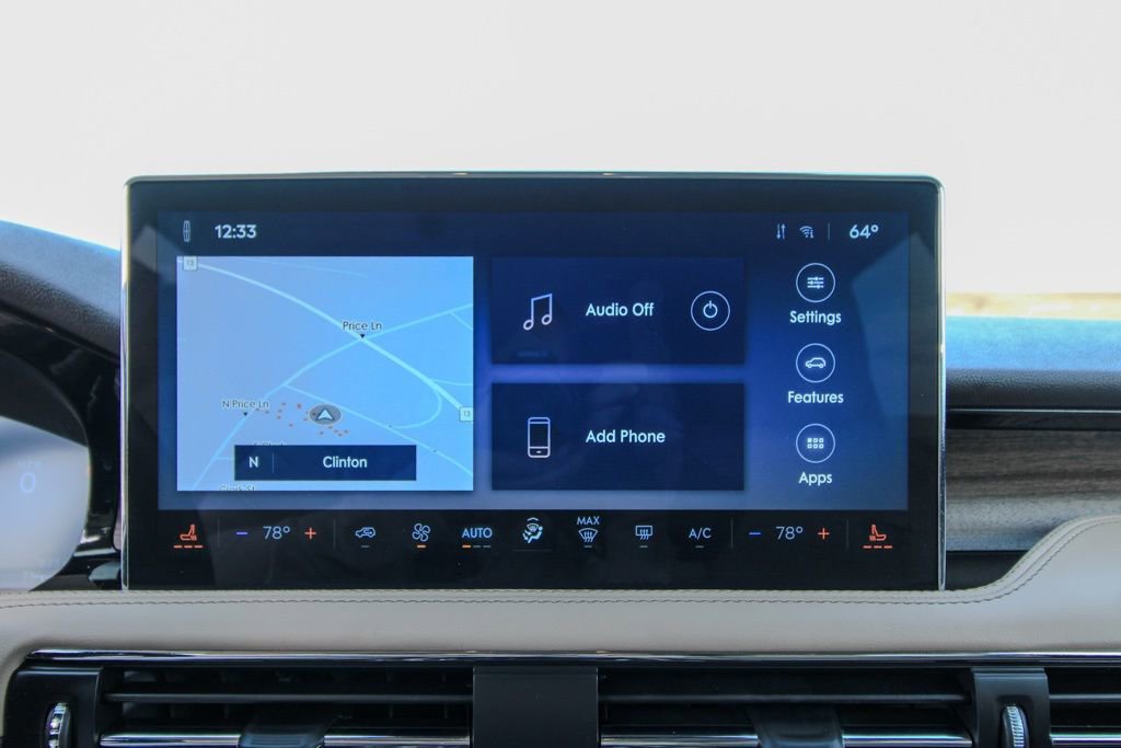 Used 2023 Lincoln Corsair Reserve AWD/4WD image 24