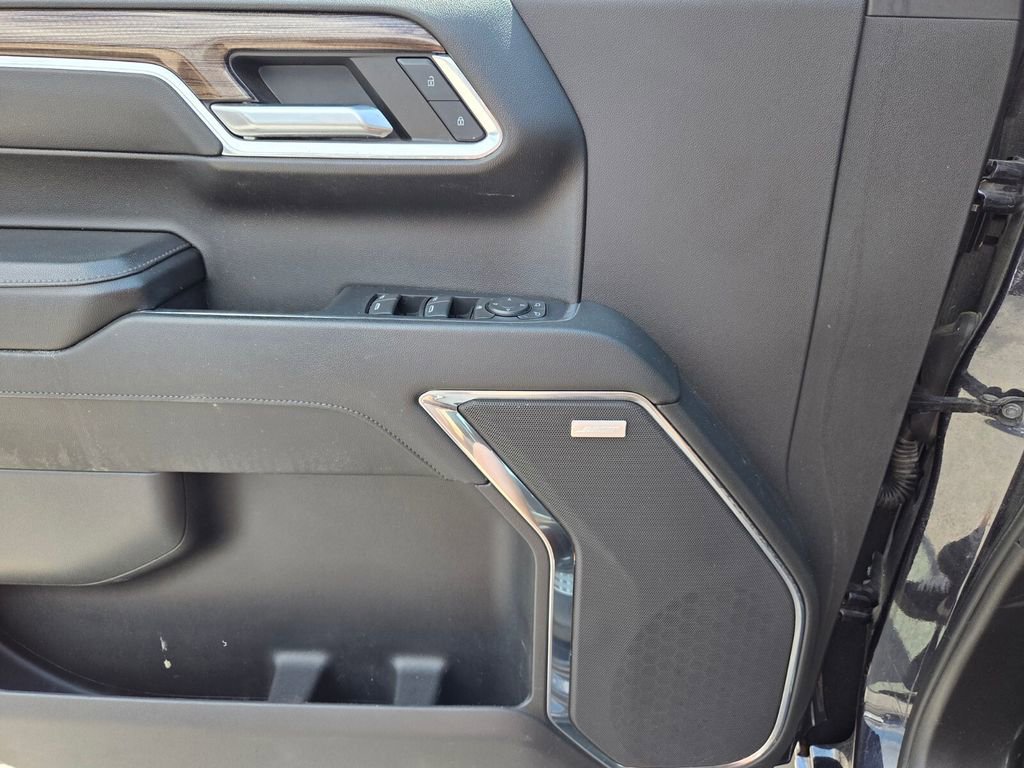 Used 2024 Chevrolet Silverado 1500 LT Trail Boss w/ Convenience Package II image 23