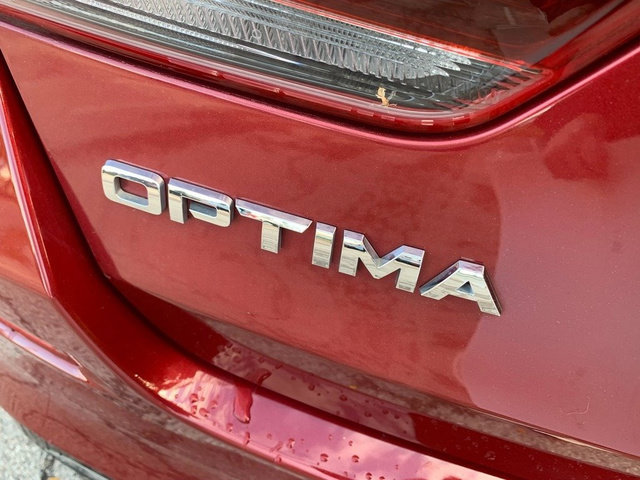 Used 2019 Kia Optima S w/ S Panoramic Sunroof Package FWD image 15