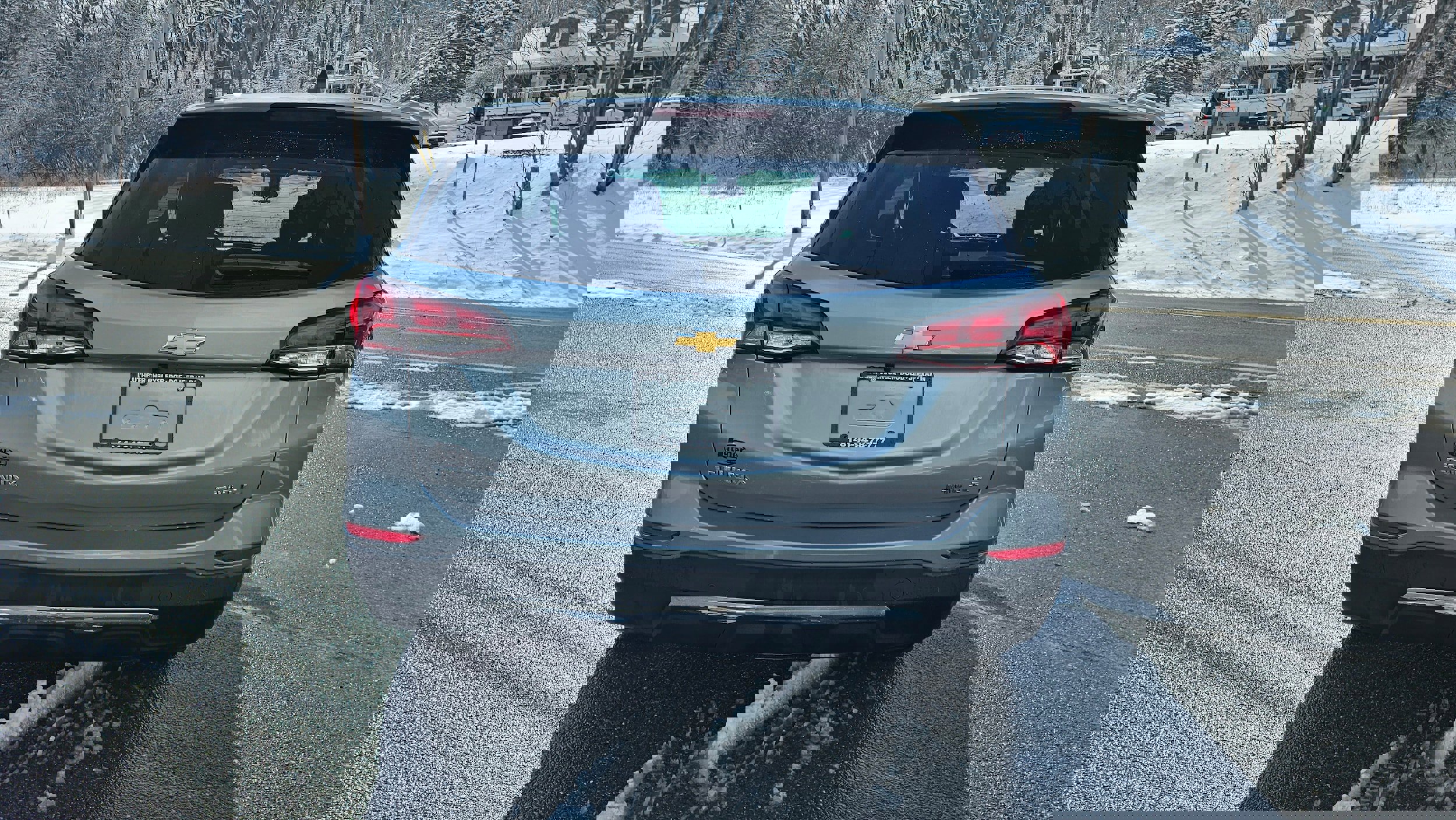 Used 2023 Chevrolet Equinox LT w/ Driver Convenience Package image 14