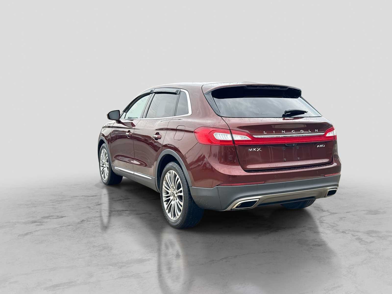 Used 2016 Lincoln MKX Reserve w/ Climate Package AWD/4WD image 4