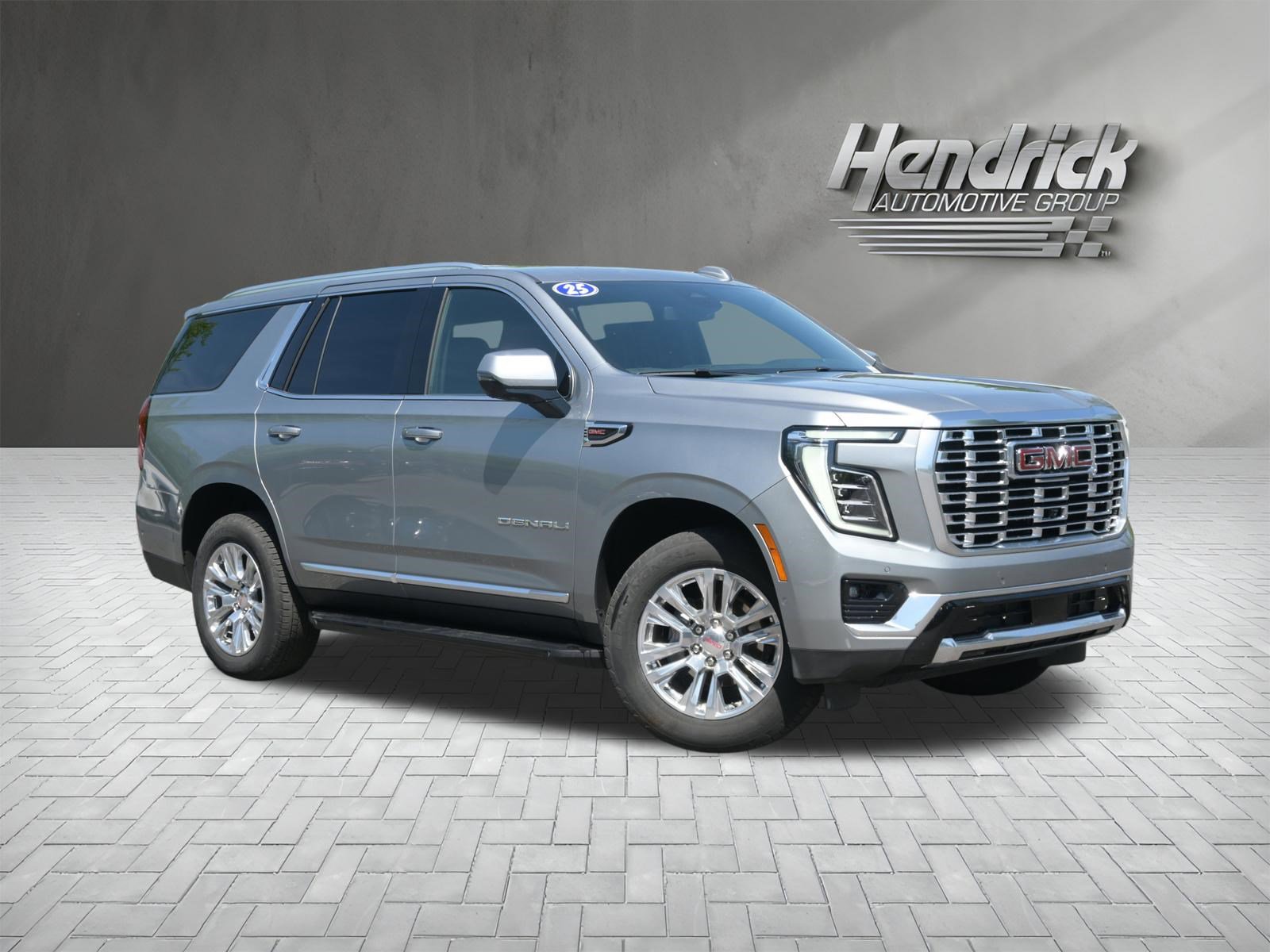 Used 2025 GMC Yukon Denali image 2