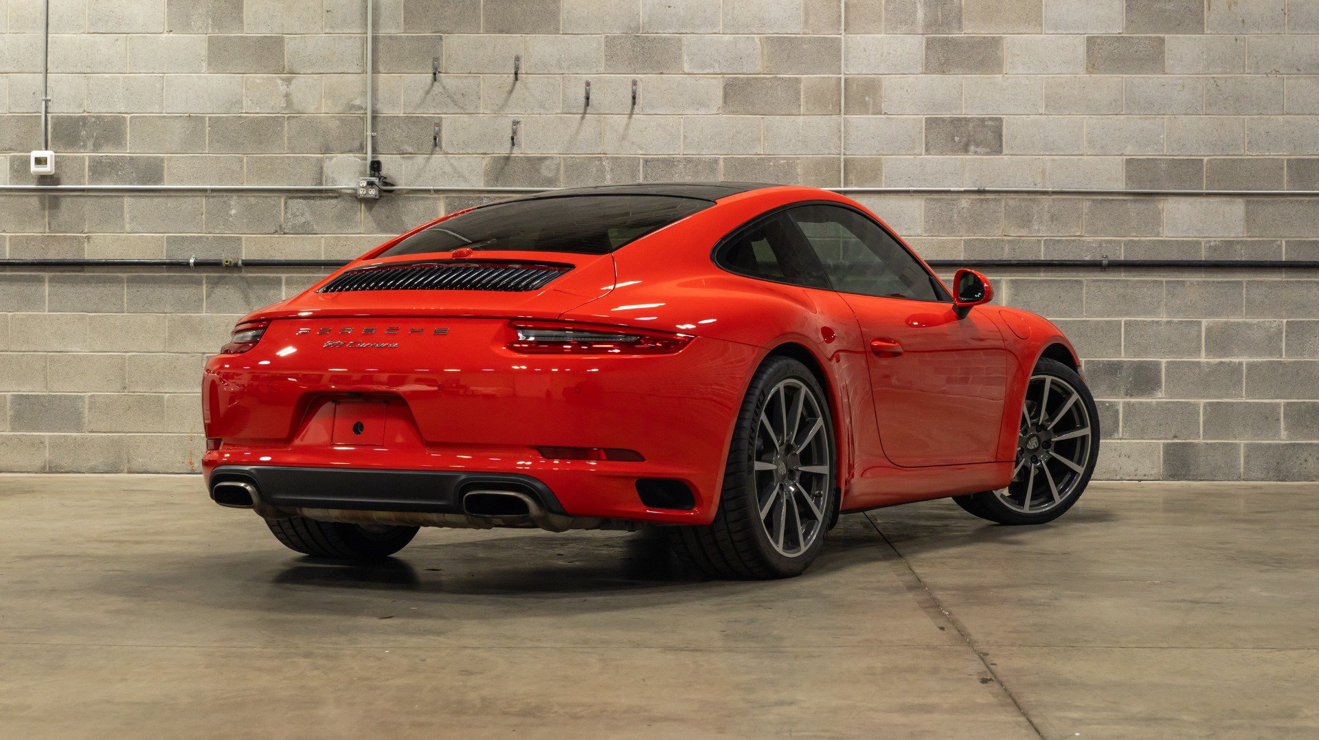 Used 2018 Porsche 911 Carrera RWD image 7