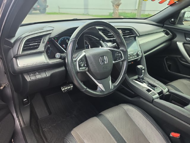Used 2016 Honda Civic Touring image 12