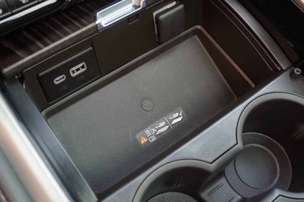 Used 2023 GMC Yukon Denali image 33