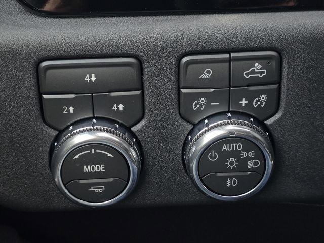 New 2026 GMC Sierra 3500 SLE AWD/4WD image 22