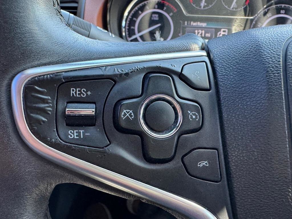 Used 2016 Buick Regal Sport Touring FWD image 17
