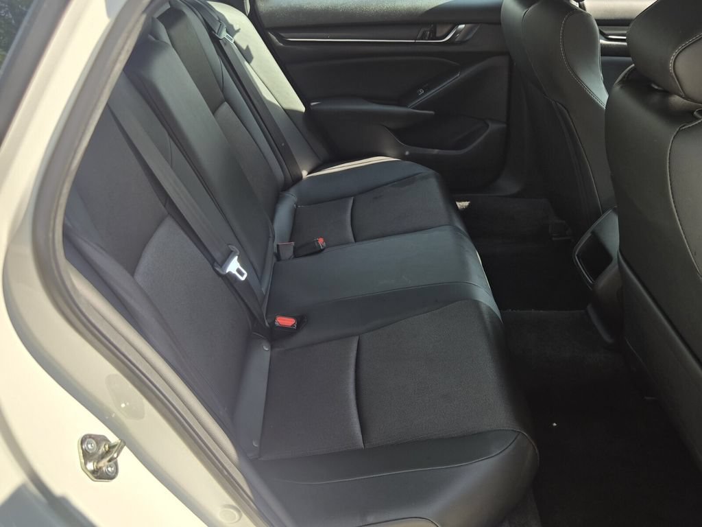 Used 2020 Honda Accord Sport image 14