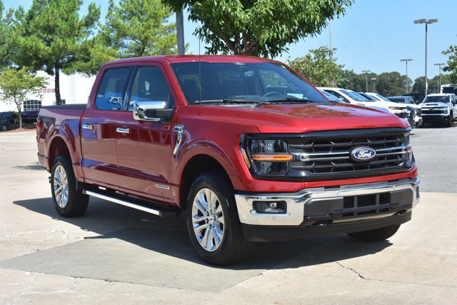 Used 2025 Ford F150 XLT w/ Equipment Group 303A High AWD/4WD image 3