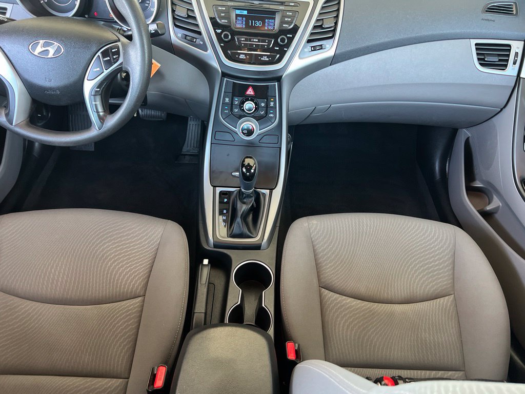 Used 2016 Hyundai Elantra SE FWD image 16