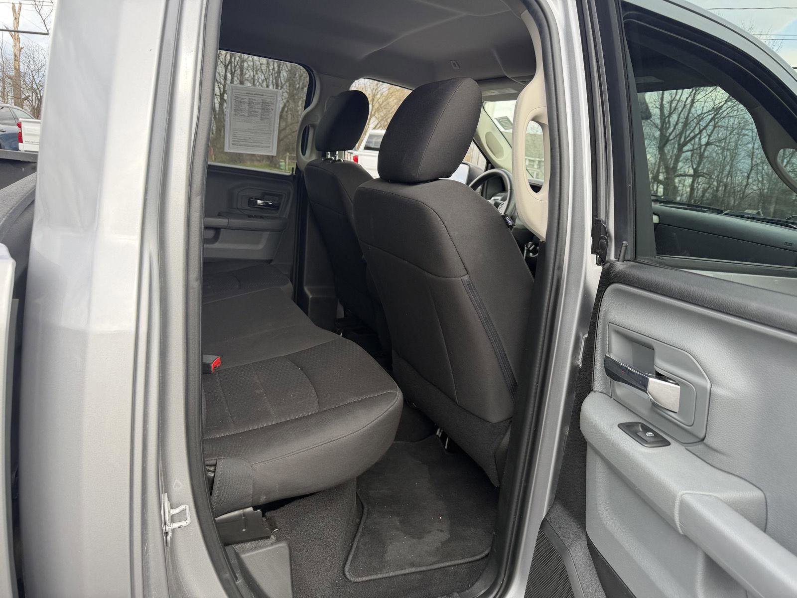 Used 2019 RAM 1500 Classic Warlock AWD/4WD image 18