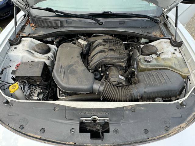 Used 2019 Dodge Charger Police w/ Street Appearance Group image 25