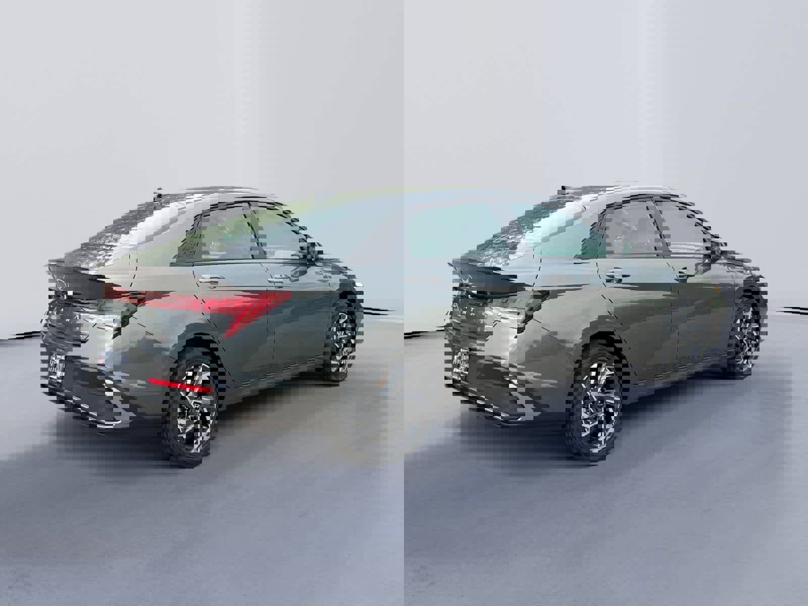 New 2025 Hyundai Elantra SEL image 7