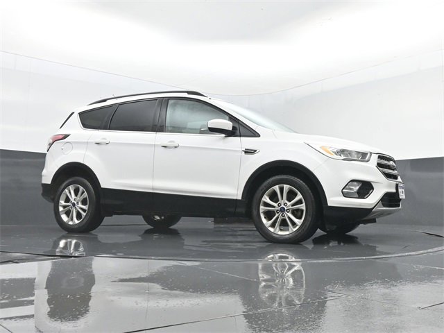 Used 2017 Ford Escape SE w/ Equipment Group 201A image 29