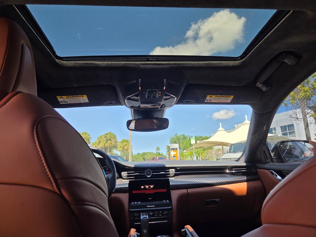 Used 2022 Maserati Quattroporte Trofeo RWD image 27
