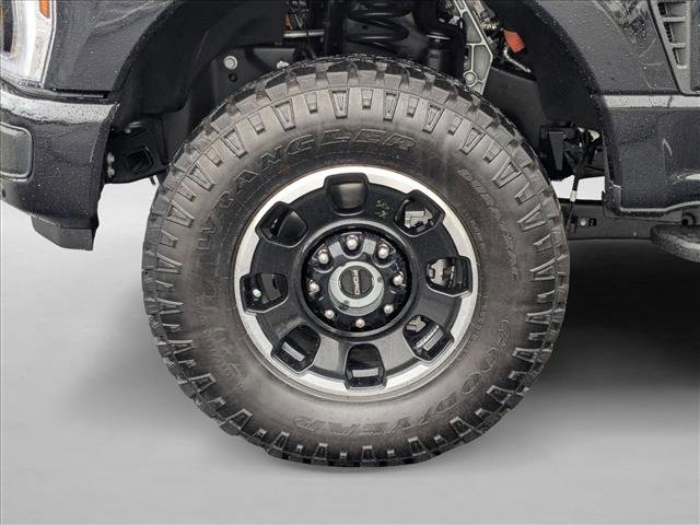 New 2026 Ford F350 Platinum w/ Tremor Off-Road Package image 9