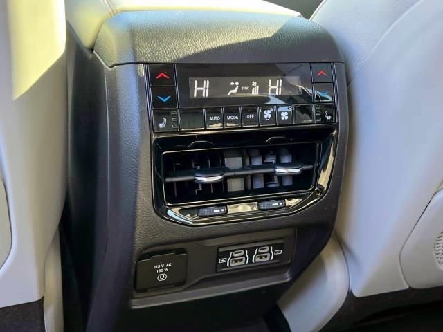 Certified 2023 Jeep Grand Cherokee Summit w/ Adv Protech Group IV image 14