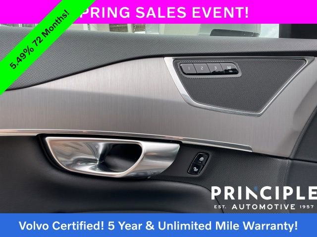 Certified 2025 Volvo XC90 B5 Core AWD/4WD image 28