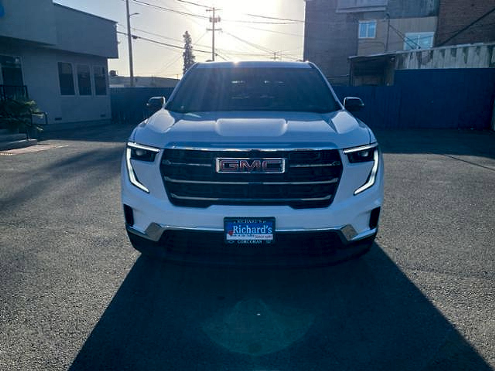 Used 2025 GMC Acadia Elevation AWD/4WD image 12