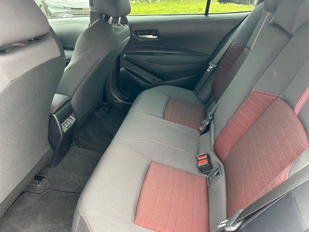 Certified 2026 Toyota Corolla SE w/ SE Package FWD image 15